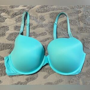 PINK Victoria’s Secret Wear Everywhere Lightly Lined Bling Strap T-Shirt Bra 36D